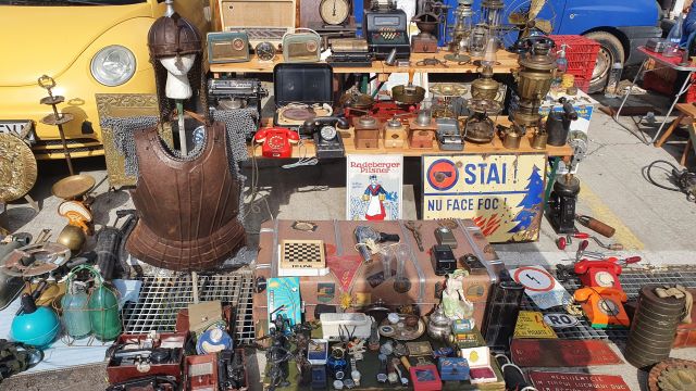 Bazarul cu Amintiri Flohmarkt in Bukarest